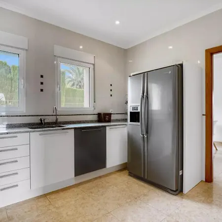 Casa Lilly A Large Luxury With 4 Bedrooms Villa